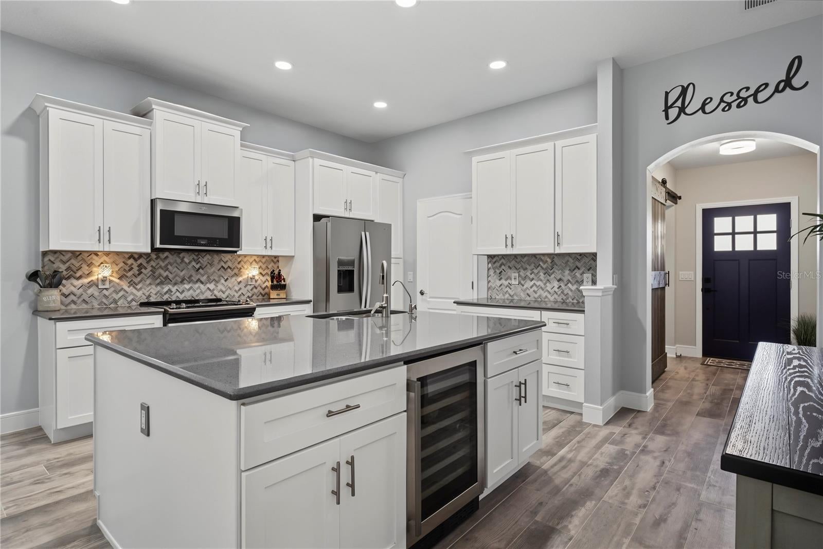 527 COPPERDALE AVENUE