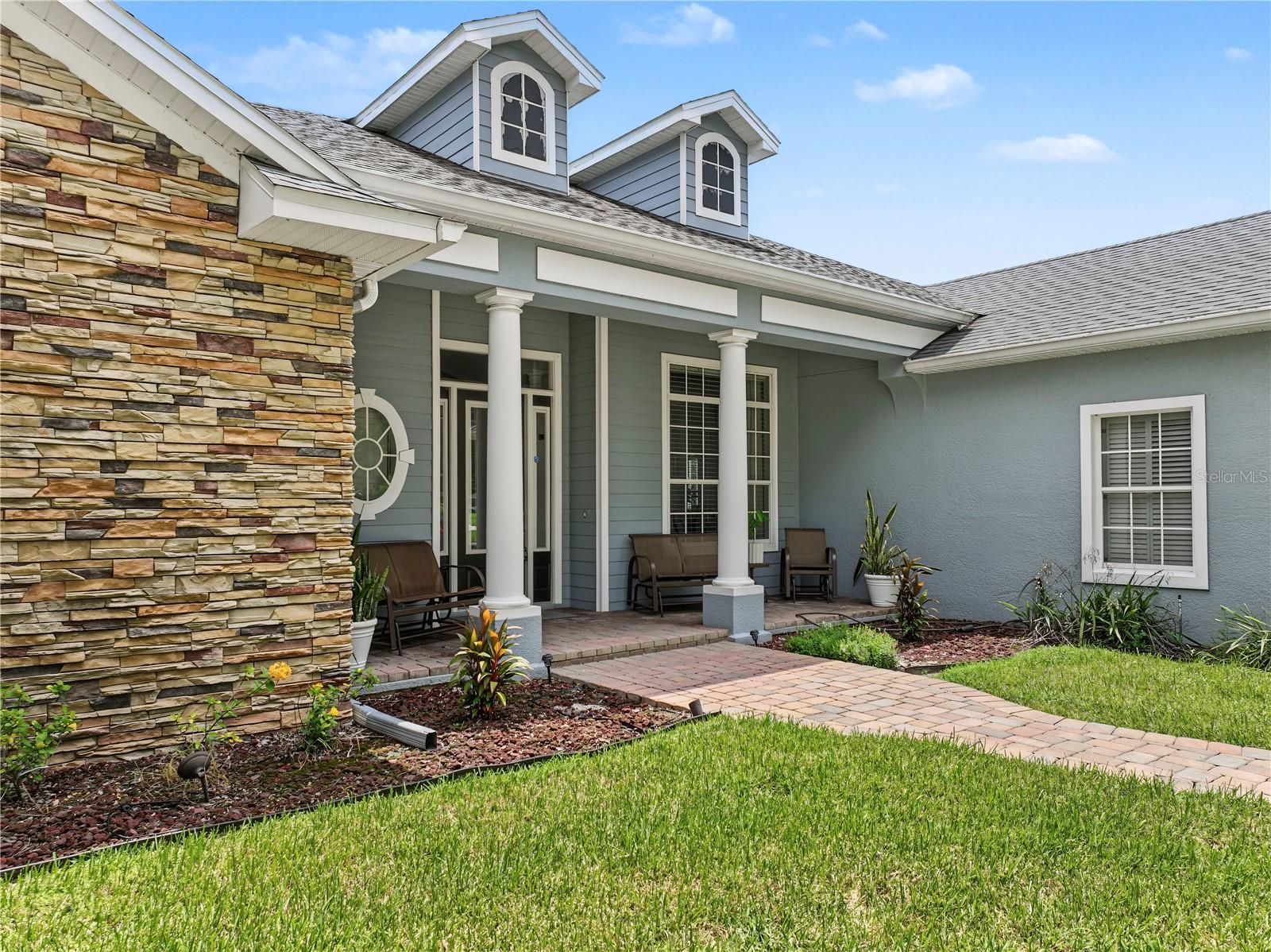 427 TIERRA VERDE LANE